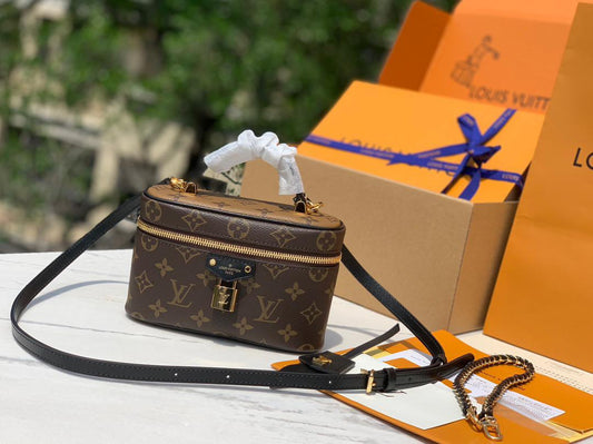 Classic Vanity Small Bag