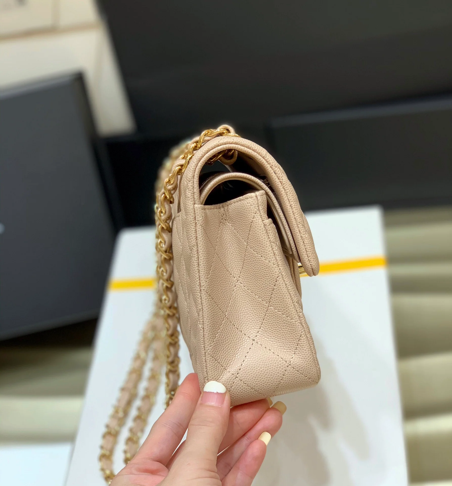 CLASSIC FLAP SMALL BAG 23CM- BEIGE EDITION